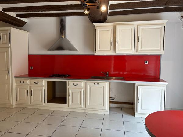 Maison de 133 m² à Sillé-le-Guillaume - 4 chambres, jardin et garage