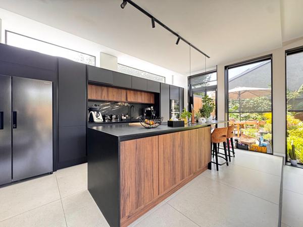 A VENDRE : Maison à LAMBERSART • • 1 299 000 € FAI • Réf. 1558