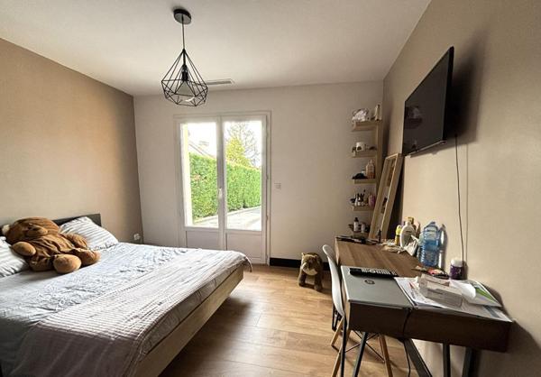 SURY le COMTAL 42450 Maison plain-pied 160m² habitables 4 chambres sur 950m² de terrain