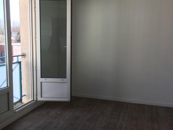 Location Appartement pièce Beauvais (60000)