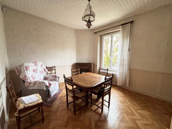 EN VENTE - FOURCHAMBAULT - Maison 3 chambres et bureaux terrain