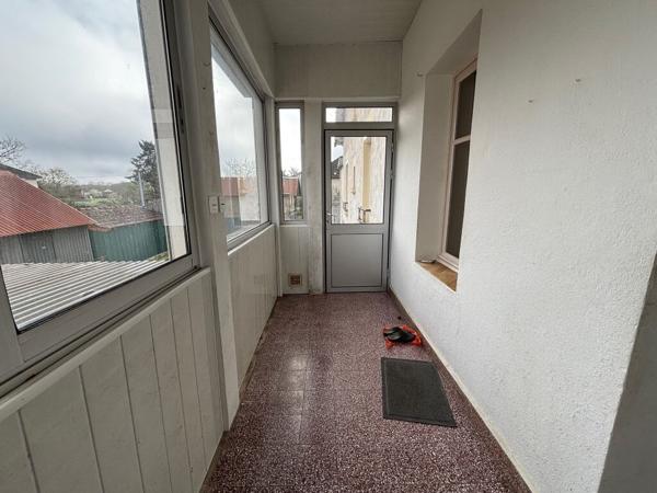 EN VENTE - FOURCHAMBAULT - Maison 3 chambres et bureaux terrain