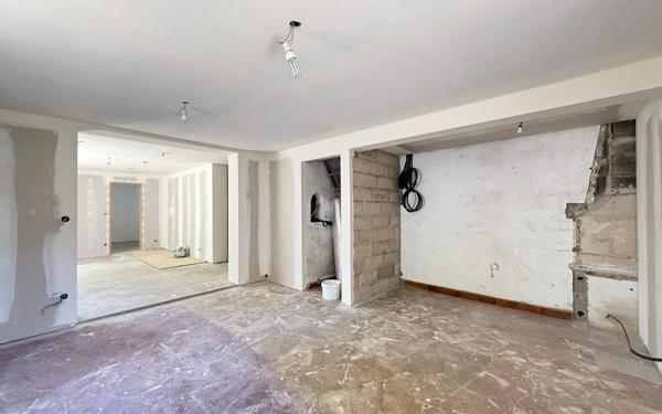 Maison à vendre    7 pièces •  Saint-Palais-sur-Mer