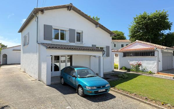 Maison à vendre    7 pièces •  Saint-Palais-sur-Mer