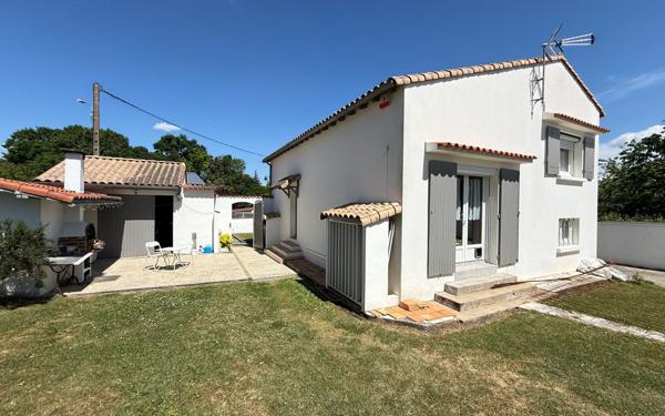 Maison à vendre    7 pièces •  Saint-Palais-sur-Mer