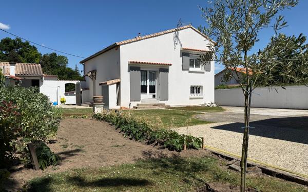 Maison à vendre    7 pièces •  Saint-Palais-sur-Mer