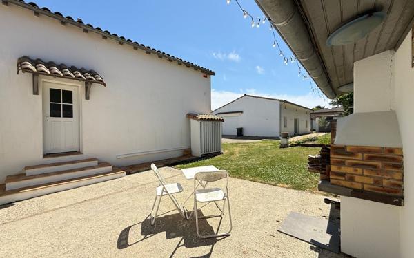 Maison à vendre    7 pièces •  Saint-Palais-sur-Mer