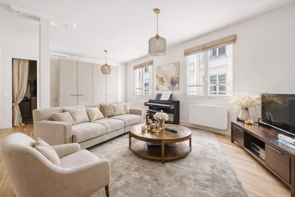 Appartement 7 pièces 210.31 m2