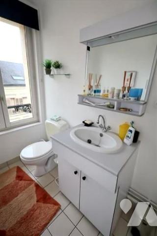 MAISON SEMI MITOYENNE PROCHE CENTRE VILLE