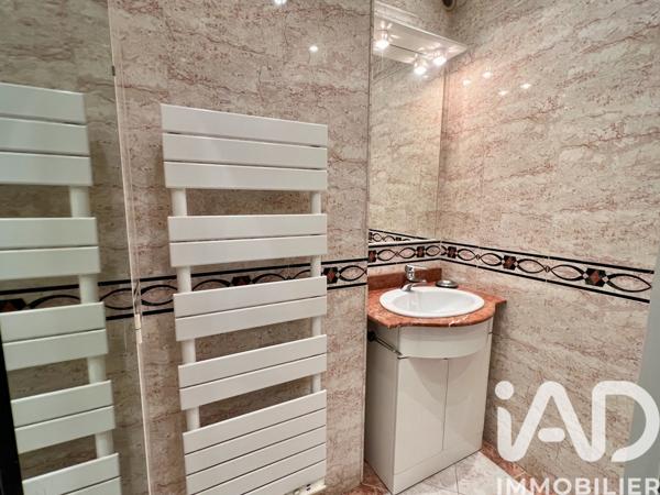 Maison à vendre 7 pièces 160 m² Le Mesnil-le-Roi