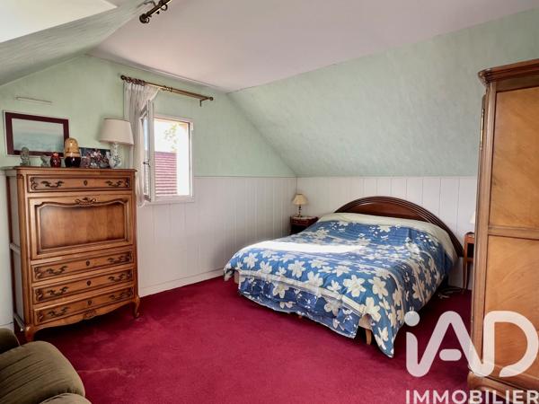 Maison à vendre 7 pièces 160 m² Le Mesnil-le-Roi