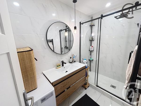 Appartement F5 à vendre  5 pièces - 95 m2 MIGENNES - 89