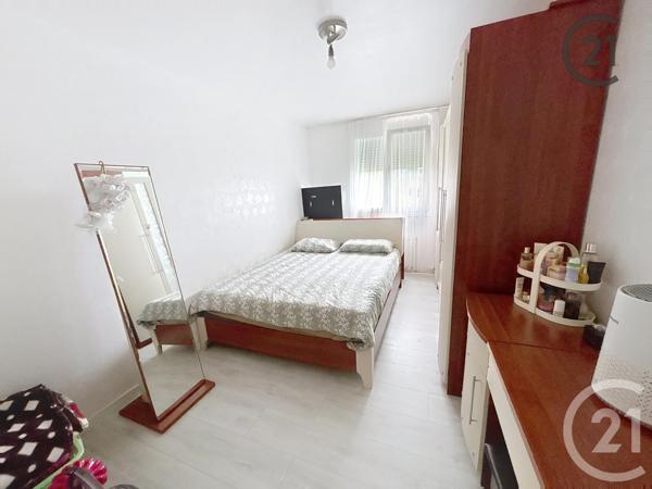 Appartement F5 à vendre  5 pièces - 95 m2 MIGENNES - 89