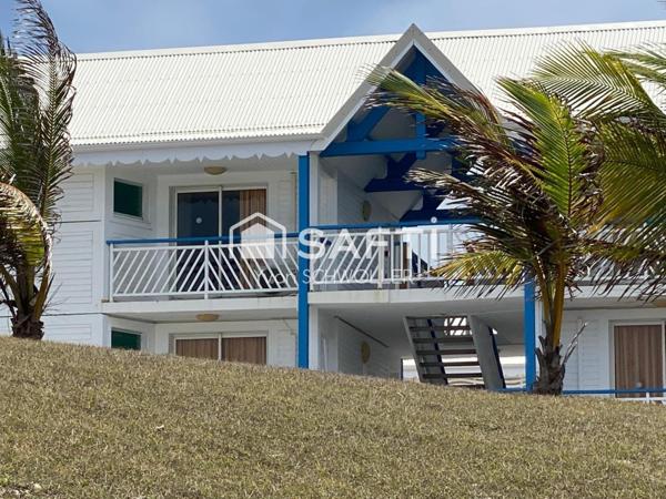 Un havre de paix entre élégance tropicale, confort moderne et vue sur Marie Galante.