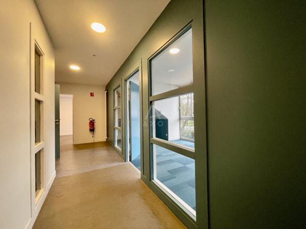 Bureaux 192 m2- Rennes- Cité Judiciaire, proche de la ligne du métro B - La Mabilais,