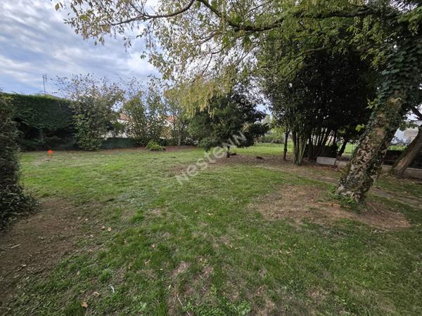Terrain constructible à vendre Mormaison 496m²