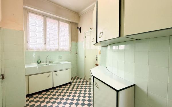 Appartement à vendre    2 pièces • 59,75 m2 Nice