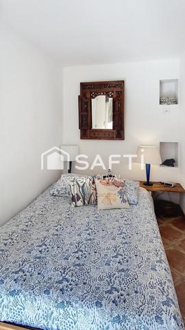 Appartement T2 bis en rez-de-jardin avec terrasse et aperçu mer