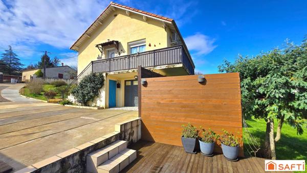 Maison sur deux niveaux entièrement restaurée 80 m² avec jardin au calme