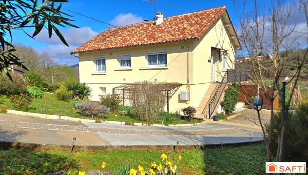 Maison sur deux niveaux entièrement restaurée 80 m² avec jardin au calme