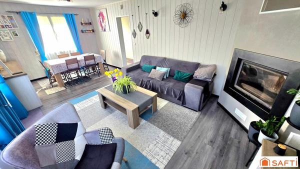 Maison sur deux niveaux entièrement restaurée 80 m² avec jardin au calme