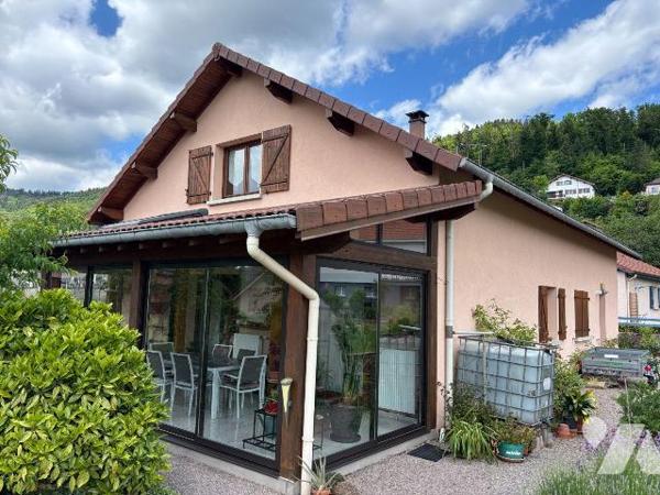 A VENDRE PAVILLON VILLA MAISON LE VAL D'AJOL VOSGES 88340 PLAIN-PIED
Maison individuelle const...