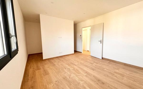 Maison à vendre    4 pièces •  Rodilhan