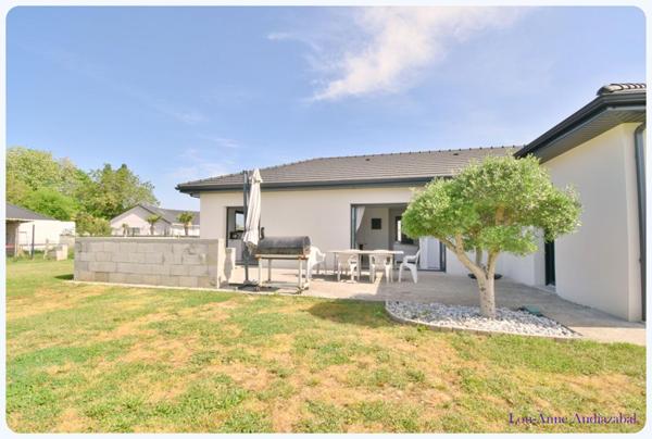 VILLA RECENTE - PLAIN-PIED - 160 M²