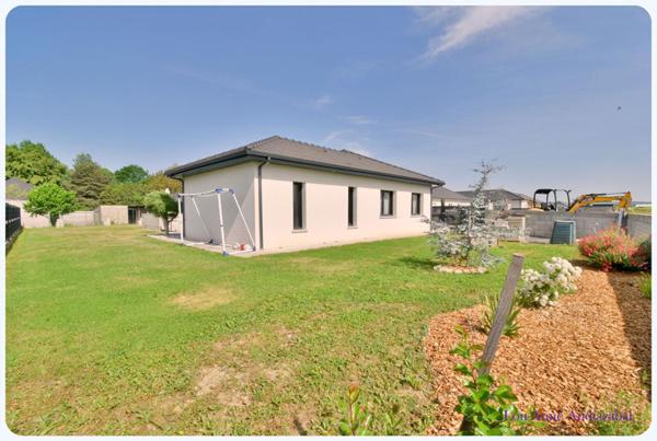 VILLA RECENTE - PLAIN-PIED - 160 M²