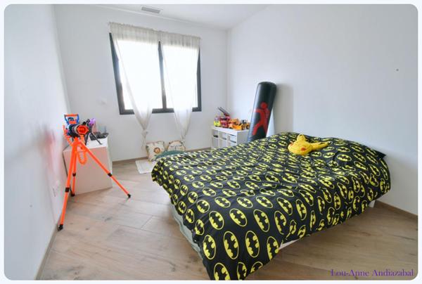VILLA RECENTE - PLAIN-PIED - 160 M²