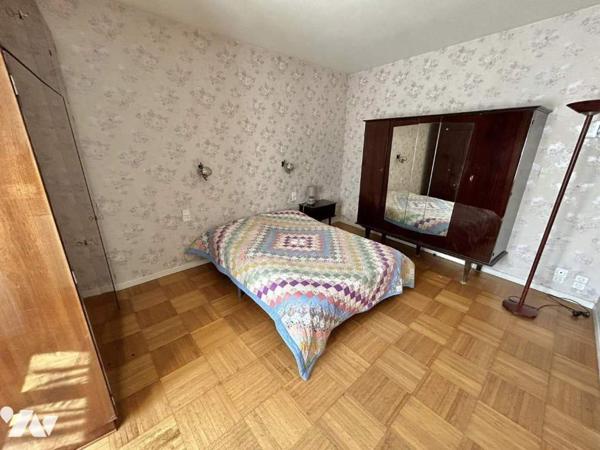 Commerce et appartement au dessus