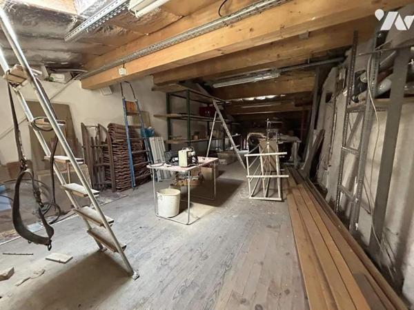 Commerce et appartement au dessus