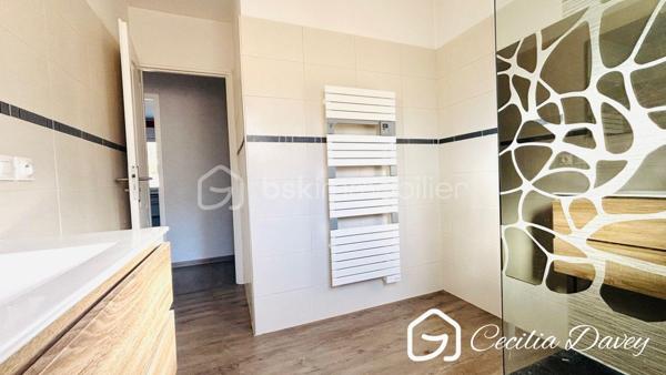 Maison de village de 120 m²