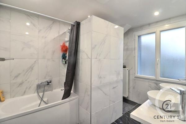 Maison à vendre  6 pièces - 134,83 m2 COUBRON - 93