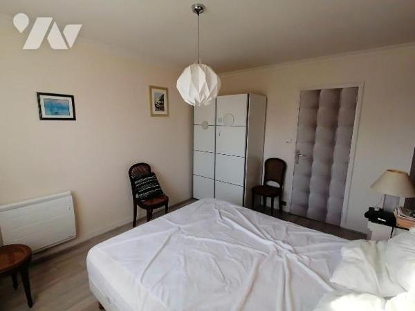 NOUVEAUTE TRENTE CINQ NOTAIRES !! Sur la commune de CHARTRES DE BRETAGNE, proche du centre-vill...