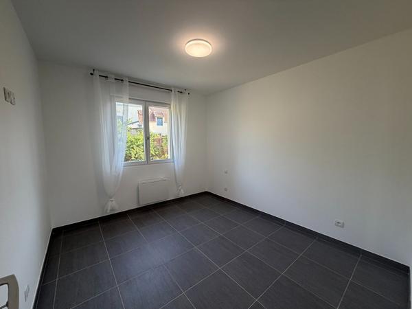 Maison neuve 3 chambres - Plain-pied - Quartier calme- Faibles consommations - Varennes-Vauzelles- 2h30 PARIS- commerces - écoles -