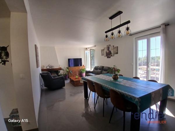 Maison avec vue panoramique de 146 m² dont un T2 indépendant avec piscine