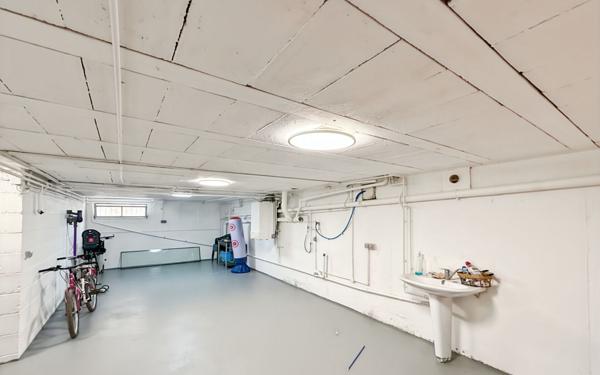 Maison à vendre    6 pièces • 142,06 m2 Tinqueux