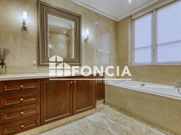 À vendre Appartement 7 pièces 375 m² - Paris 75016