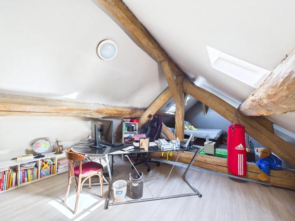 MUR COMMERCIAUX AVEC APPARTEMENT 269 M2