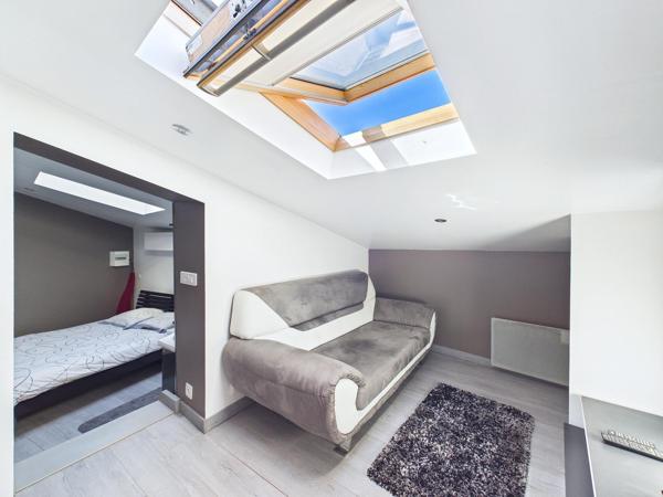 MUR COMMERCIAUX AVEC APPARTEMENT 269 M2