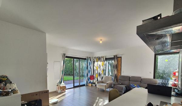 Appartement Biguglia 3 pièce(s) 65 m² jardin 300m²