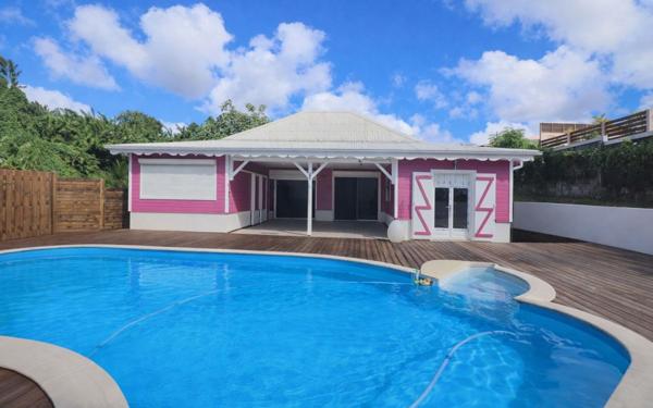 Maison à vendre    5 pièces •  Sainte-Luce