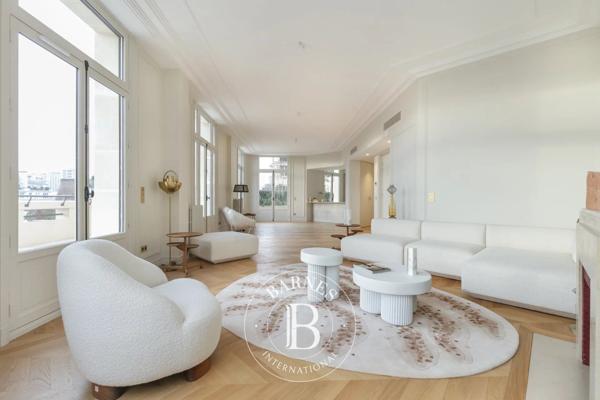 Paris 16ème, Appartement 2 Chambres -  147 m² à vendre