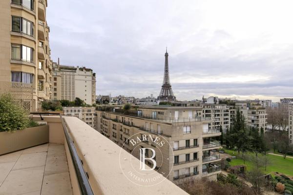 Paris 16ème, Appartement 2 Chambres -  147 m² à vendre