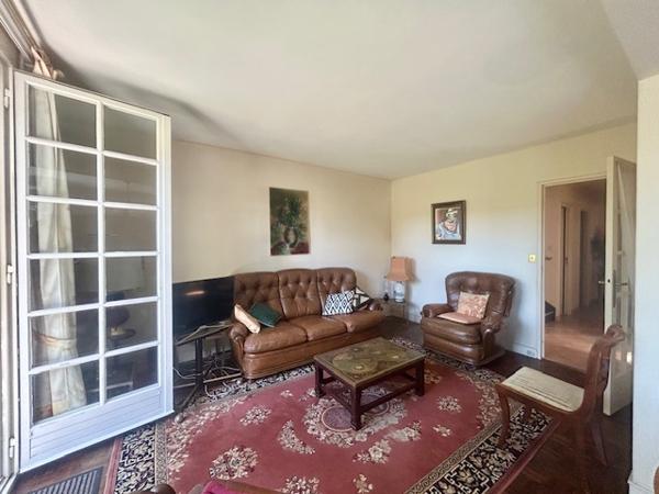 Breuillet (91650) BREUILLET - PORT SUD - MAISON FAMILIALE F6 - 120 M2 - JARDIN ET LAC