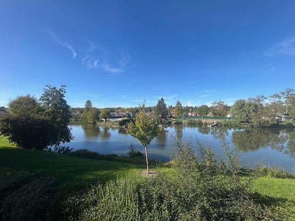 Breuillet (91650) BREUILLET - PORT SUD - MAISON FAMILIALE F6 - 120 M2 - JARDIN ET LAC