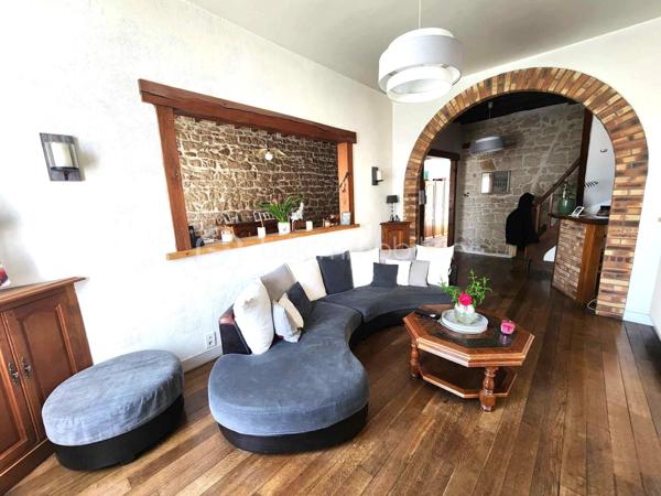 Maison traditionnelle de 208 m²