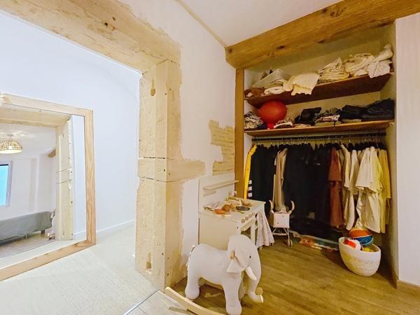 Maison 175 m² en pierre et pisé sur 591 m²