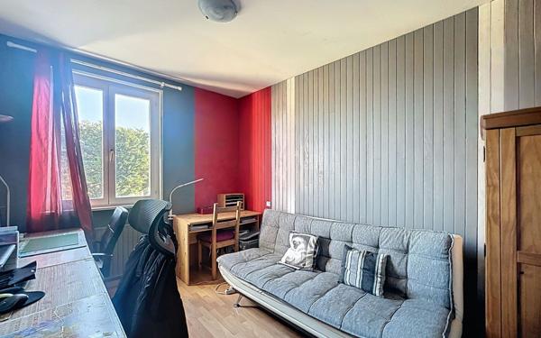 Maison à vendre    5 pièces •  Millery